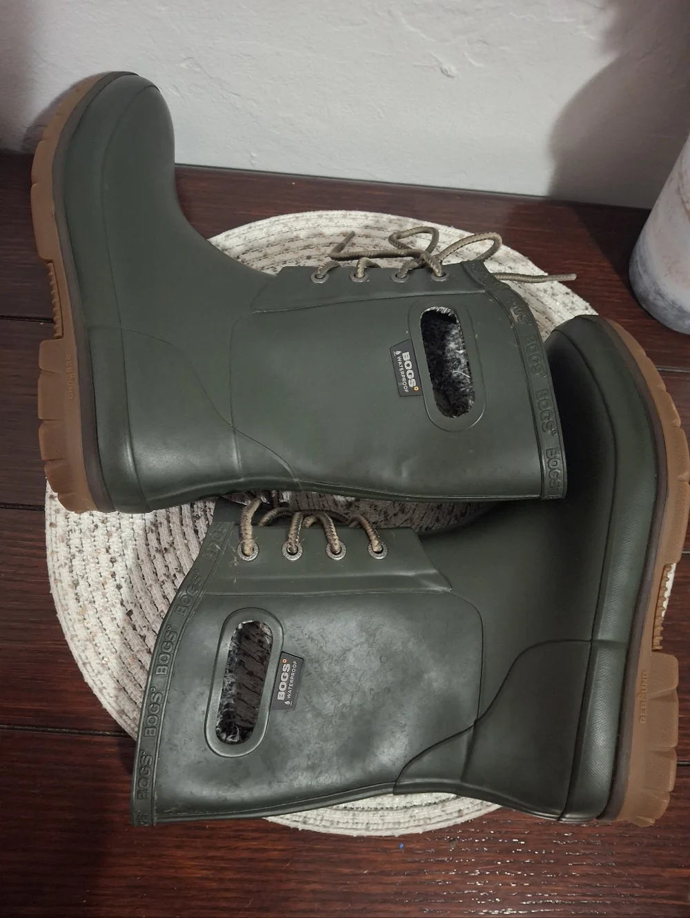Bogs Women's Amanda Green Lace-Up Waterproof  Boots Size 8.